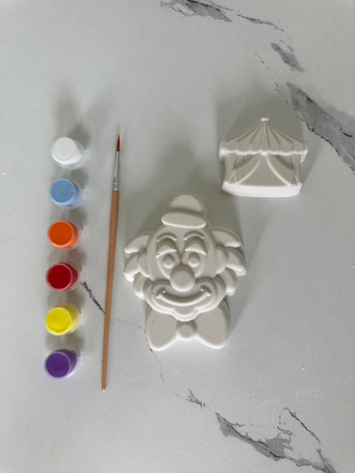 Paint Your Own Clown Set ￼